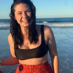 Meet your Posher, Danielle